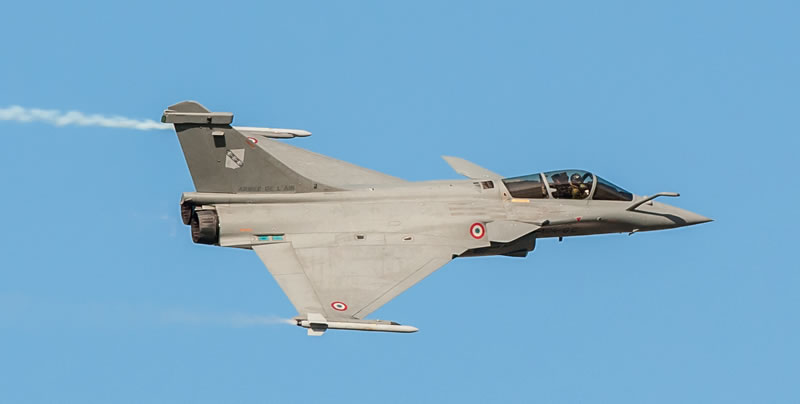 Истребитель Rafale ВВС Франции.