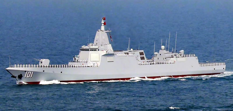 Эсминец Nanchang ВМС НОАК – головной типа 055. В США его классифицируют как крейсер.