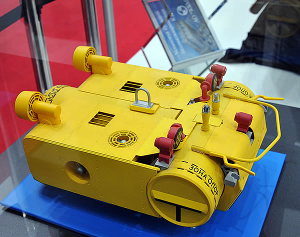 Самоходный подводный аппарат системы обнаружения и уничтожения мин &#171;Александрит-ИСПУМ-Э&#187;.
