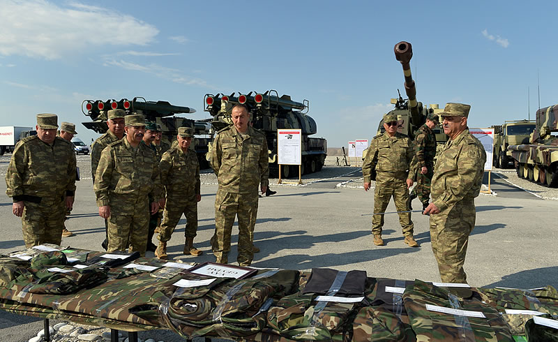 В ходе модернизации азербайджанская армия получила новейшую экипировку, вооружения и военную технику.