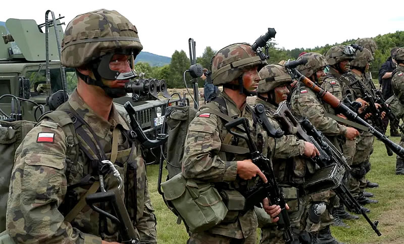 Военные угрозы с территории Польши требуют адекватных мер по их парированию со стороны Беларуси и России.