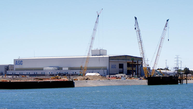 Корпус Australian Submarine Corporation в Аделаиде, предназначенный для сборки НАПЛ, не годится для строительства атомных подлодок. Его придется серьезно реконструировать или возводить новый эллинг.