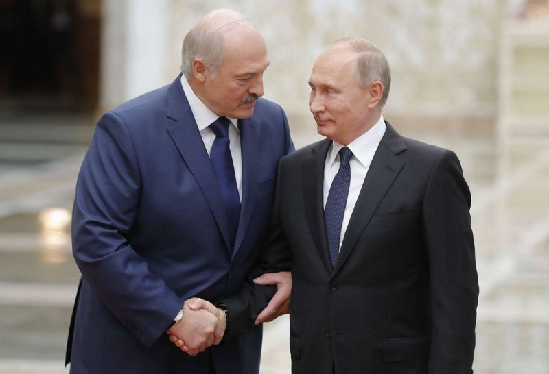 Белорусско-российское взаимодействие в сфере безопасности основывается на общем понимании президентами Александром Лукашенко и Владимиром Путиным необходимости эффективного парирования существующих вызовов и&nbsp;угроз.