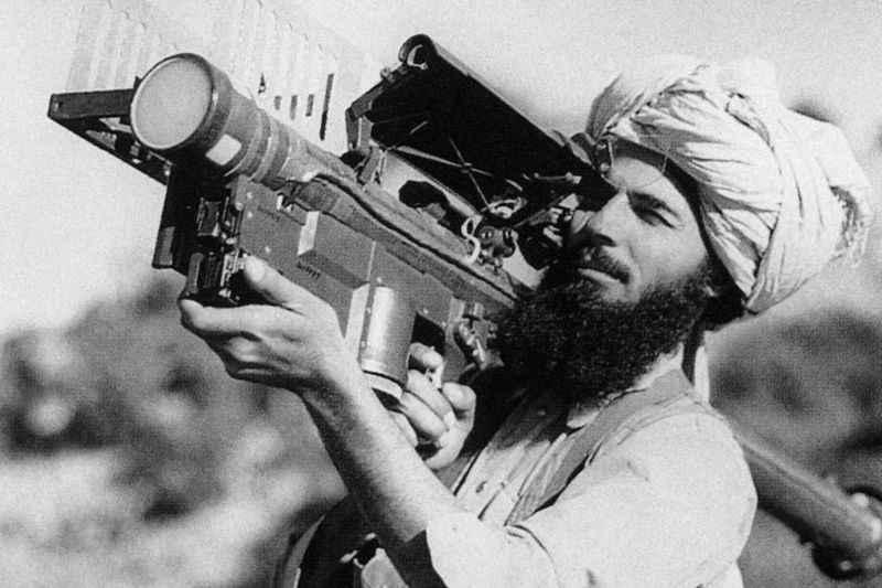 Les moudjahidines afghans ont été formés à l'utilisation au combat des MANPADS & # 171; Stinger & # 187;  contre l'aviation soviétique sous la direction d'instructeurs de la CIA.