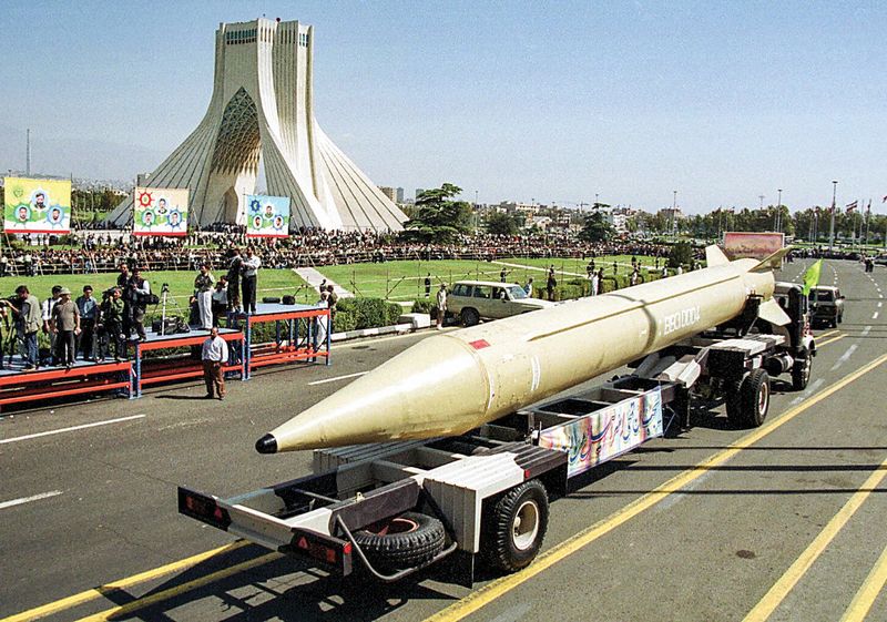КСИР курирует крайне важные для Ирана программы – ядерную и ракетную.