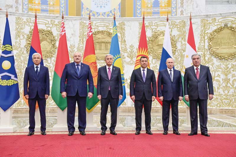 На заседании Совета коллективной безопасности ОДКБ в Минске главы государств обсудили ключевые вопросы взаимодействия и актуальные международные проблемы.