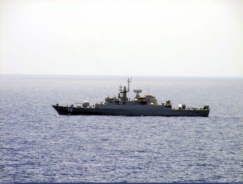 В Красное море направился иранский корвет Alborz.
