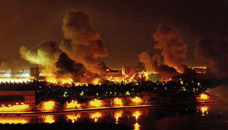 Белград в огне – авиация стран НАТО наносит ракетно-бомбовые удары по столице Союзной Республики Югославия.