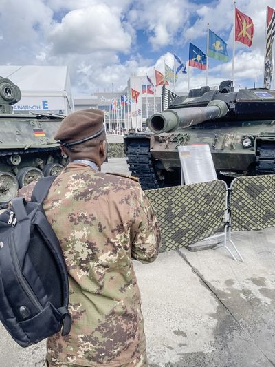       Leopard 2A6, &nbsp;    .
