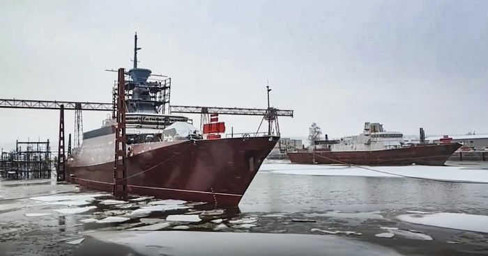 На воду спущен "Наро-Фоминск" - Газета "Советская Россия"